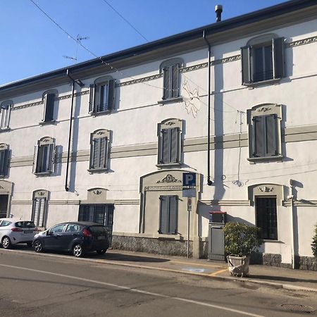 L' Appartamento Del Borgo - Parcheggio Riservato Pavia Exteriér fotografie